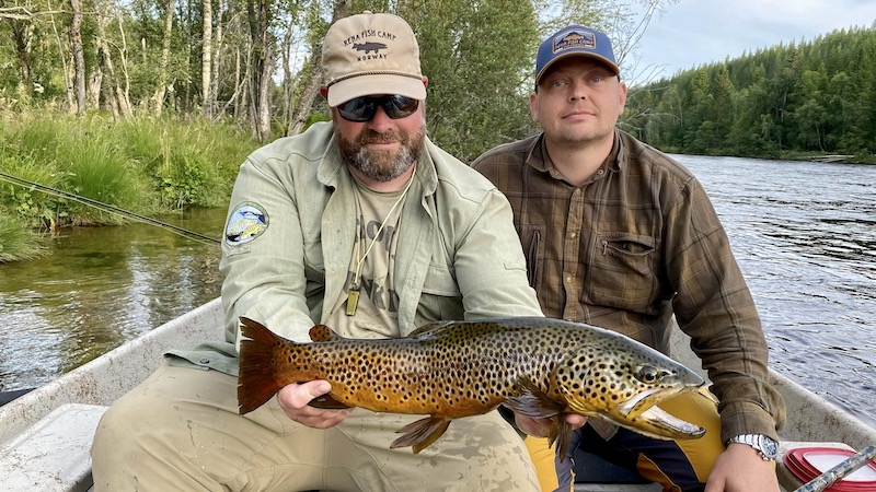 John Bond med Rena ørred 230108 dryfly john bond